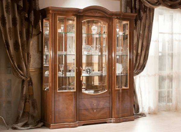 Innovative Home Organization Trends Featuring Custom Cut Glass Shelves